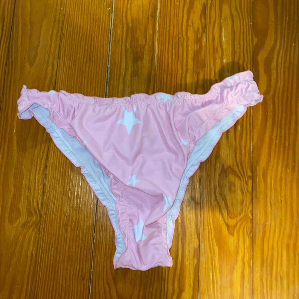 baby pink cheeky bikini bottoms !